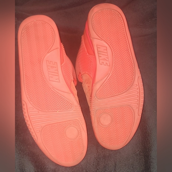 NIKE AIR YEEZY RED OCTOBER s ,11 - Picture 2 of 4